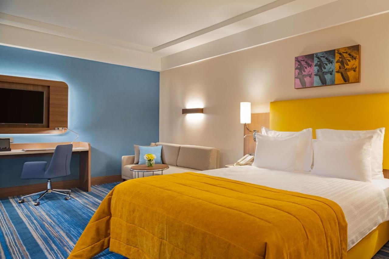 Moevenpick Hotel Istanbul Asia Airport エクステリア 写真 A room at the hotel